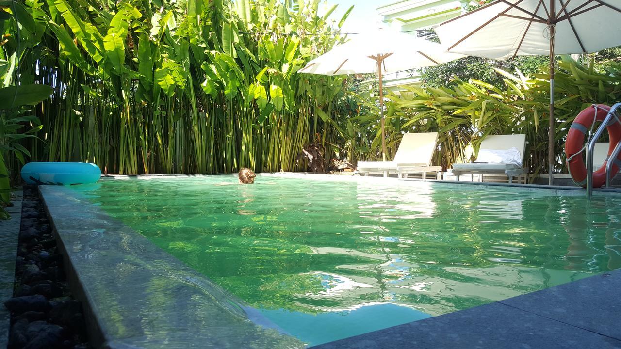 Flamingo Villa Homestay - Big Rooms With Balcony - Close To Hoi An Old Town 200M & Temple Bridge - Large Outside Pool For Sun Bathing Exterior photo